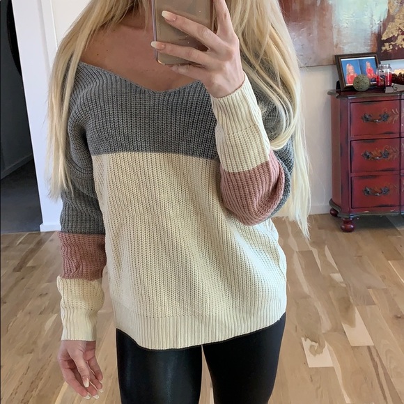 Twist Back Sweater - Picture 5 of 8